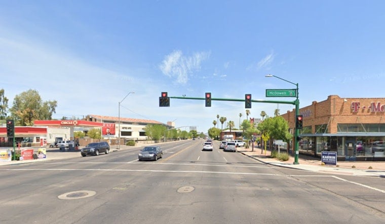 Midtown Phoenix Block Shut Down As Cops Swarm McDowell Lot