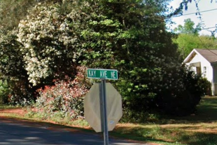 Milledgeville Shootout Leaves Deputy Wounded, Gunman Dead Inside Barricaded Home