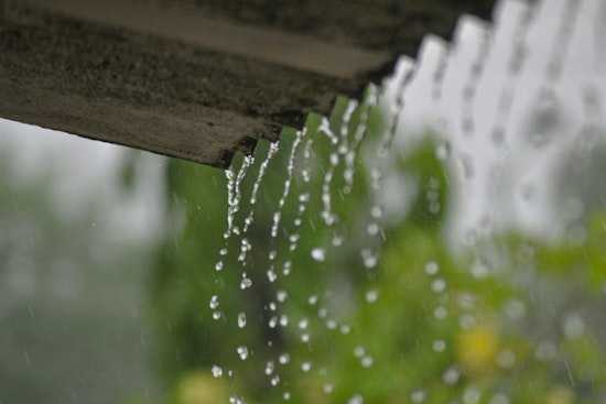 Frosty Wake-Up Call, Milwaukee Faces Chilly Start, Spotty Showers And Late-Week Storm Threat