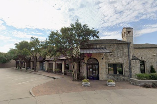 Momo's Bistro Quietly Sneaks Homemade Italian Into Frisco's Legacy Commons