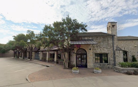 Momo's Bistro Quietly Sneaks Homemade Italian Into Frisco's Legacy Commons