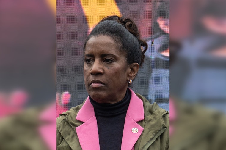 Money, Scandal and a Stunner: Donna Miller Surges Past Jackson in 2nd District Brawl