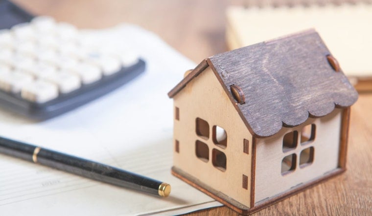 Mortgage Rates Sink To Four-Week Low, But Buyers Still Feel The Squeeze