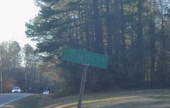 Mott Road Melee as Man Shot in Mooresville Home Brawl