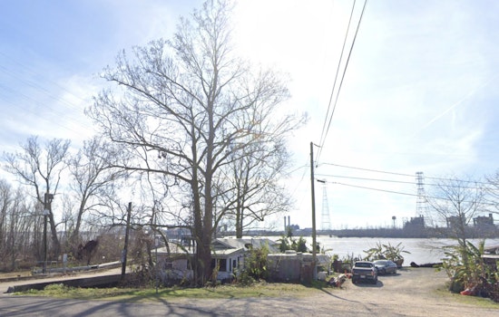 Mystery Smoke Cloud Spooks Leonidas As Riverfront Fills With Haze