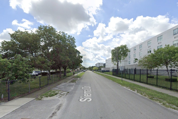 North Miami-Dade Nursing Home Blaze Spurs Rush To Move Residents, No One Hurt