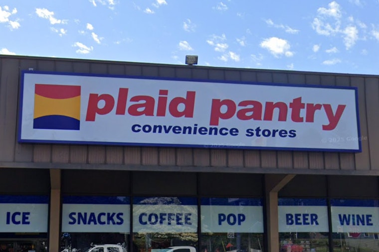 North Portland MAX Platform Chaos: Five Nabbed After Rider Tossed On Tracks