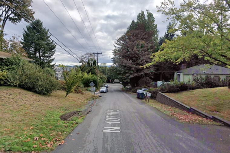North Seattle Block Turns Crime Scene As Police Track Stabbing Suspect