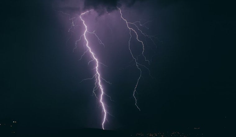 North Shore Jolted Awake By Sunday Dawn Thunderstorm Barrage