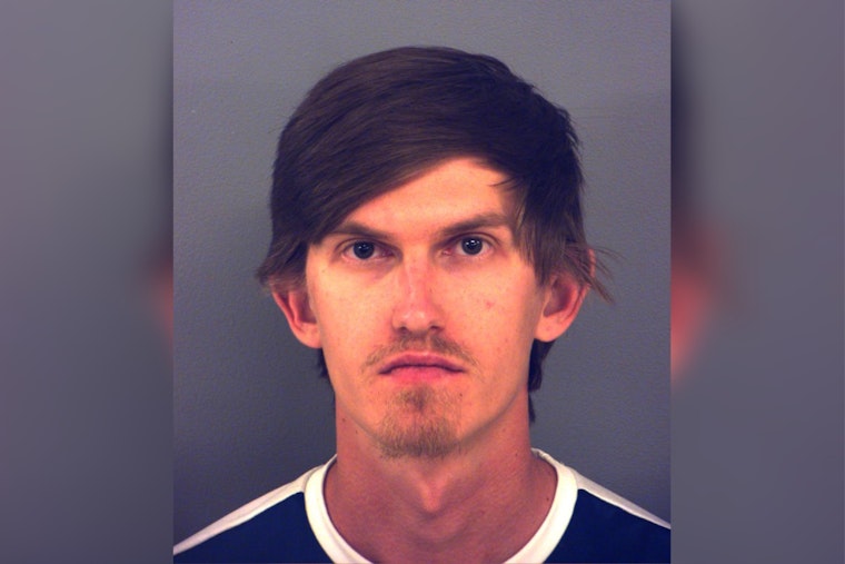 Northeast El Paso Traffic Stop Turns Up Guns, Ammo And A $10K Bond