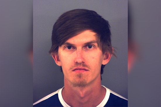 Northeast El Paso Traffic Stop Turns Up Guns, Ammo And A $10K Bond