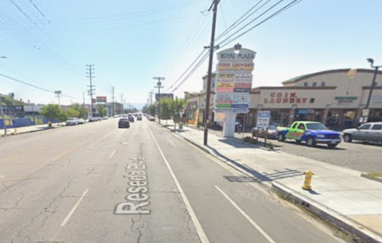 Northridge Fire Knocks Out Reseda Strip Mall