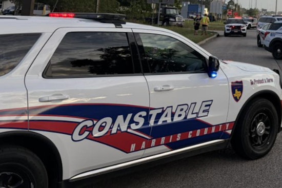 Northwest Houston Driver Ditches Car, Vanishes Into Night After Chase