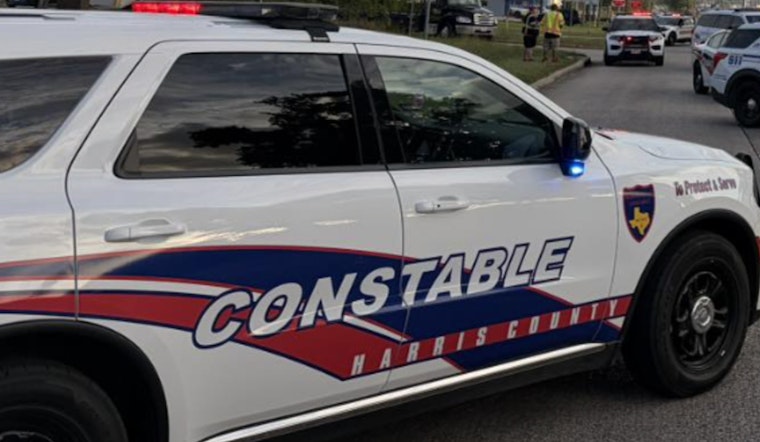 Northwest Houston Driver Ditches Car, Vanishes Into Night After Chase