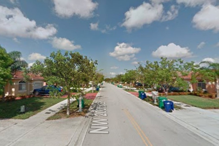 NW Miami-Dade Knife Thugs Stab Man In Late-Night Robbery