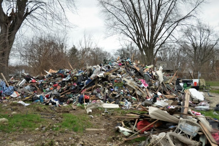 Oahu Hiking Gem Turned Tire Graveyard Threatens Honolulu’s Drinking Water
