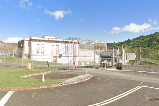 Oahu Prison Clerk Busted Over Alleged Inmate Credit Card Swipe