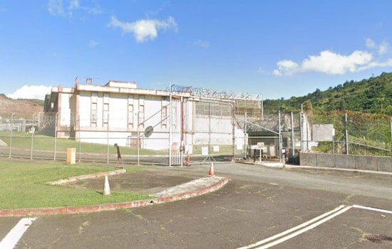 Oahu Prison Clerk Busted Over Alleged Inmate Credit Card Swipe