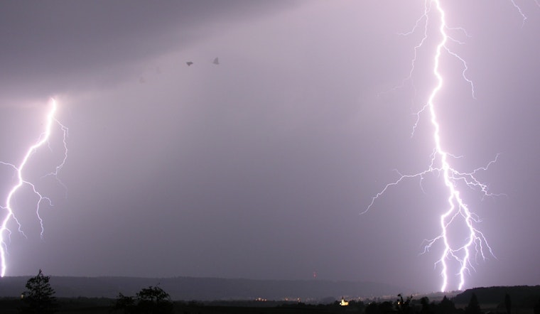 Oklahoma City On Edge as Severe Storms, Up to 75 mph Gusts Zero In