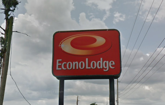 Overnight Avon Park Motel Blaze Leaves Two Dead In Smoke-Filled Room