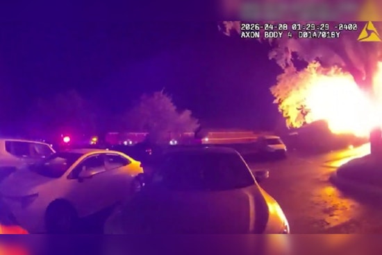 Overnight Blasts Rock Tampa Complex, Residents Flee Swordfish Drive Blaze