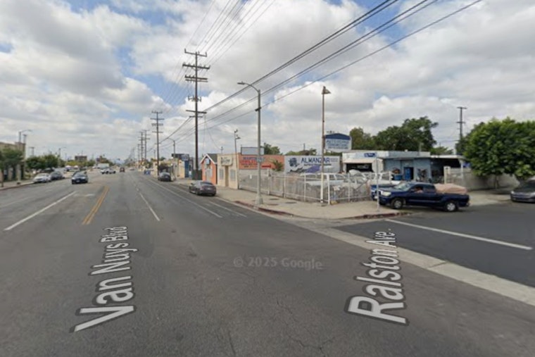 Pacoima Auto Parts Lot Turns Crash Zone As Plane Flips And Snaps Power Pole