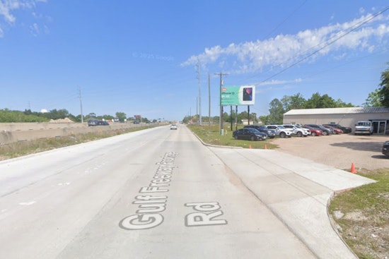 Late-Night Sprint Across Gulf Freeway Turns Deadly In Southeast Houston