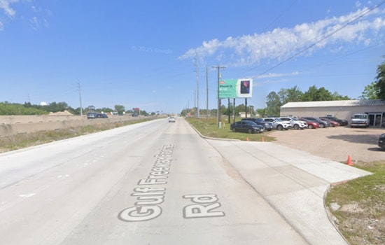 Late-Night Sprint Across Gulf Freeway Turns Deadly In Southeast Houston