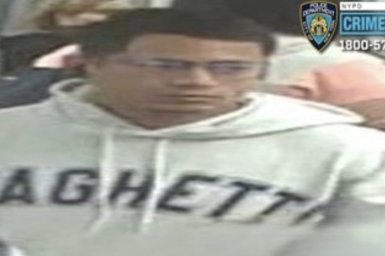 Penn Station Platform Prowler Sought In Midtown Groping Of 22-Year-Old