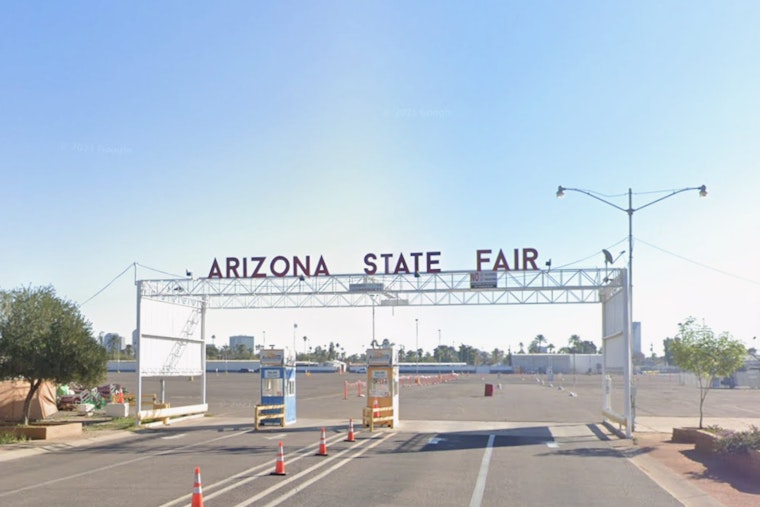 Phoenix Fair Scraps Petting Zoo After State Fair E. Coli Scare