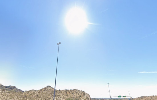 Phoenix Skies Stay Crystal Clear As Desert Winds And Weekend Heat Move In