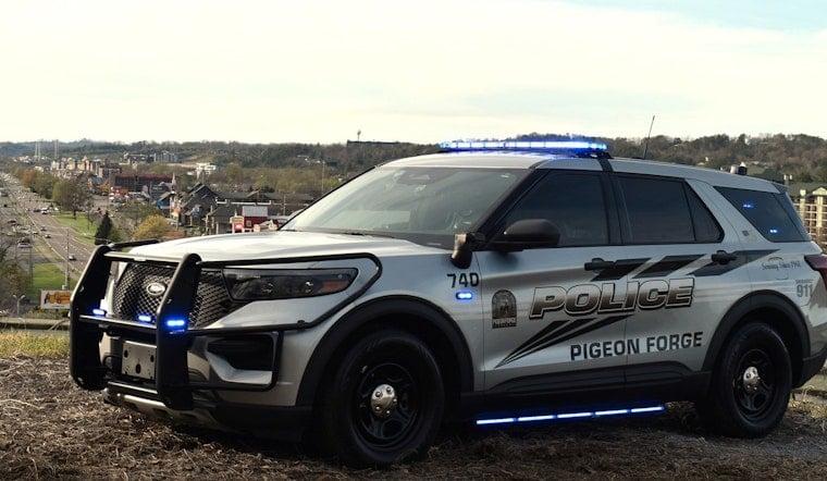 Pigeon Forge Cops Hunt Mystery Vandal After Gumstand Baptist Hit