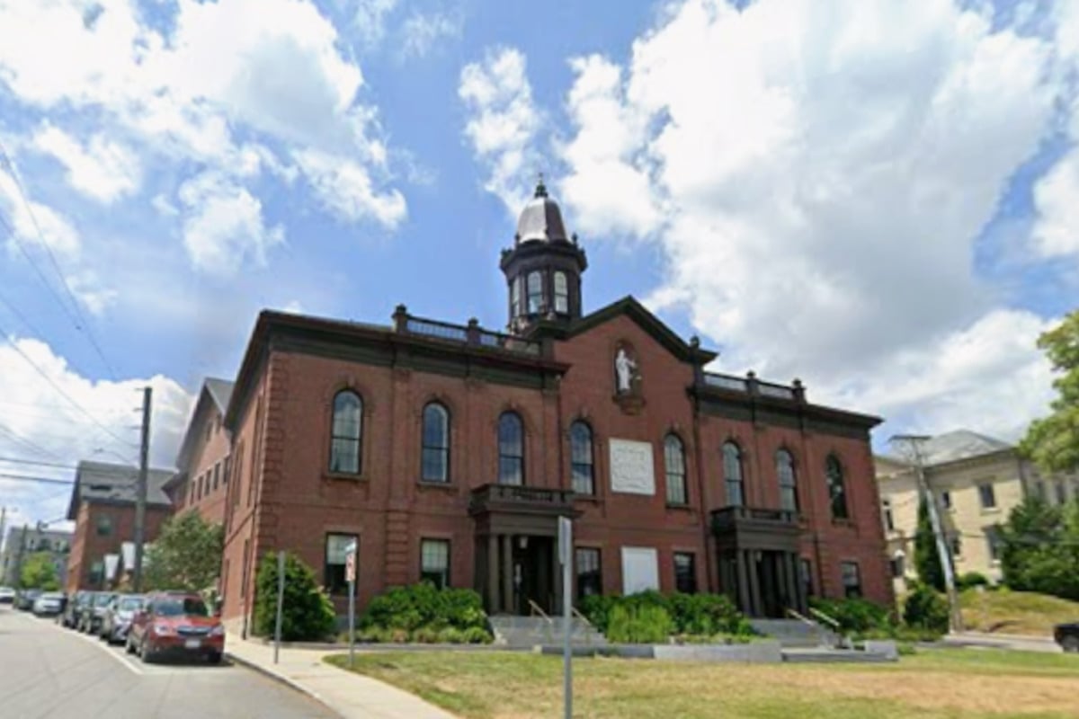Plymouth Plots Bold Town Square Makeover From Asphalt To Cobblestone