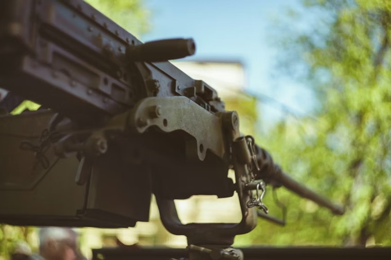 Pontiac Cops Hunt For Machine Gun That Vanished In The Mail