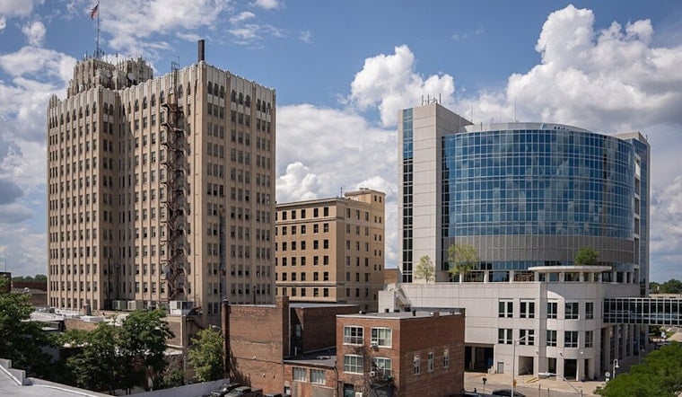 Pontiac Power Play: County Shipping 700 Workers Back Downtown