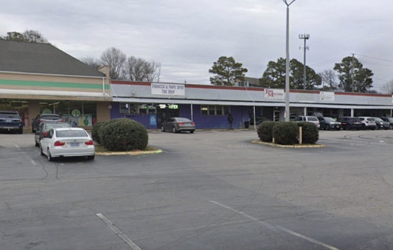 Poole Road Smoke Shop Brawl Leaves Raleigh Woman Pistol-Whipped, Bullet-Grazed
