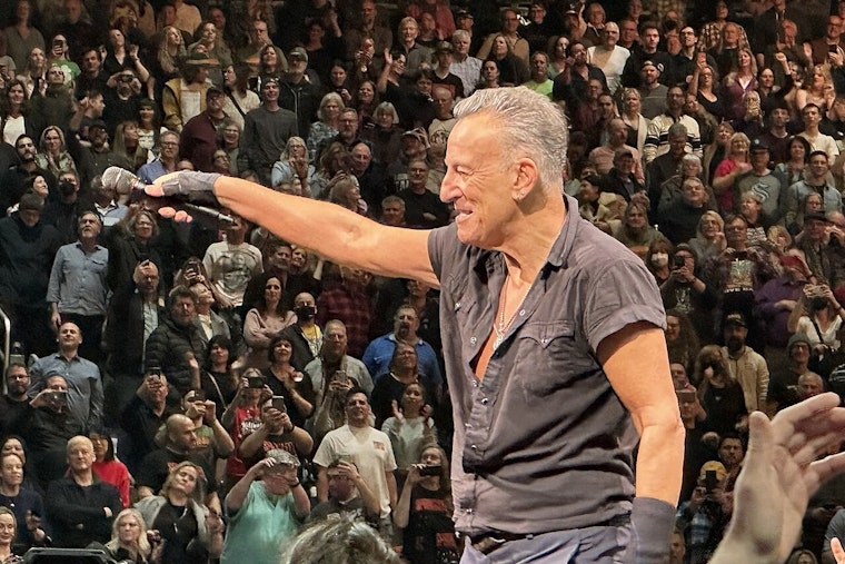 Shock In The Stands As Medical Scare Rattles Portland Springsteen Crowd