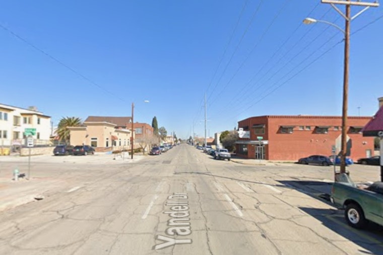 Pre-Dawn Blaze Shakes East Yandell Block In Central El Paso