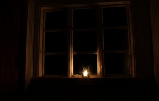 Pre-Dawn Power Meltdown Leaves Thousands In The Dark In East County