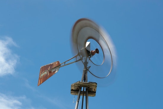 Pre-Dawn Wind Tantrum Blacks Out Thousands Across Las Vegas Valley
