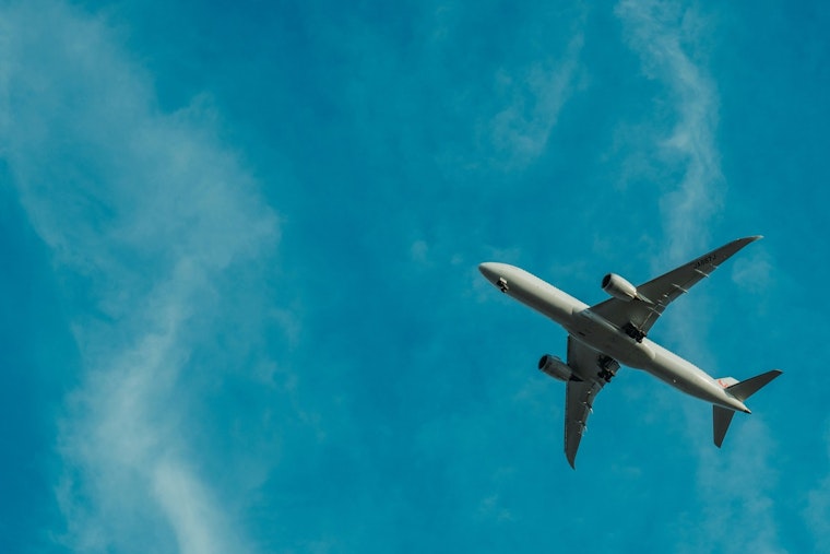 Queens Flight-Path Fury: Locals Blast FAA Over Sky-High Jet Noise