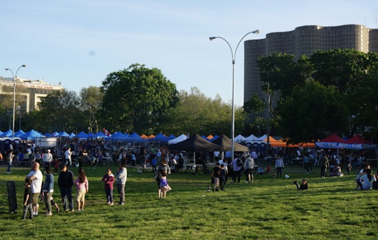Queens Night Market Sneak Peek Slings $6 Bites, Tames The Crowds