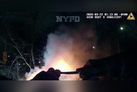 Queens Parkway Inferno As Troopers, Cops Drag Three From Burning Wreck