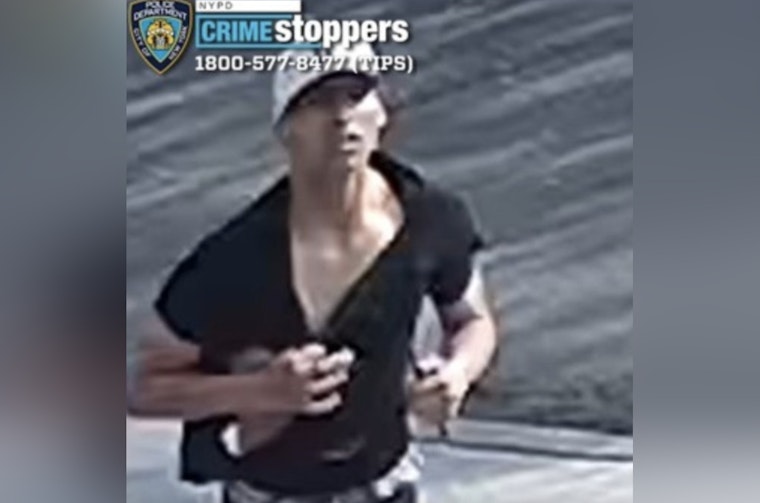 Queens Prowler Snatches Keys In Flushing Home Break-In, Cops Say