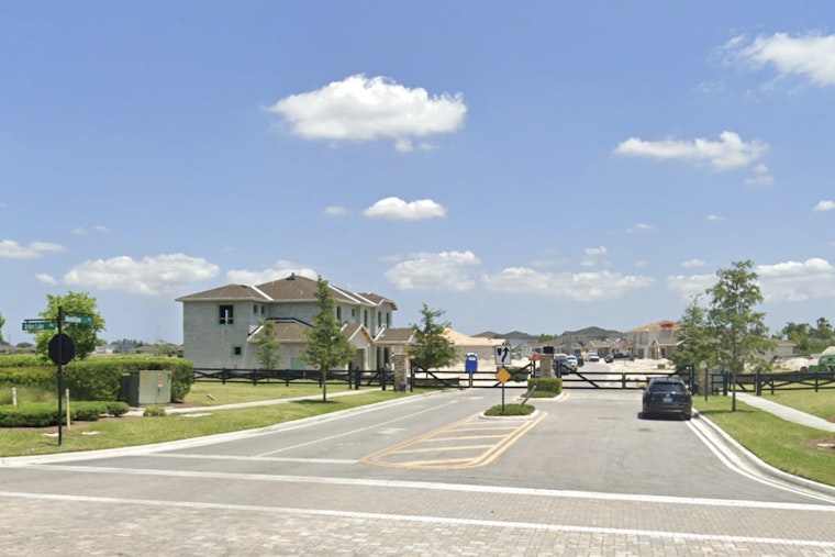 Rabid Bat In Loxahatchee Shoe Sinks Teeth Into Arden Resident