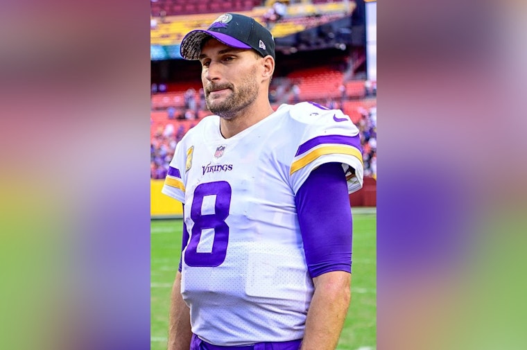 Raiders Roll Vegas Dice On Kirk Cousins As Veteran Bridge