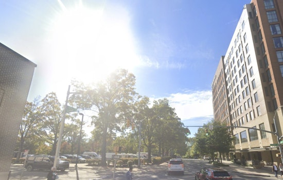Raleigh Shivers At Sunrise, Then Sprints Into Unseasonable Heat