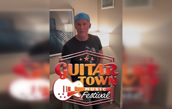 Red Hot Chili Peppers’ Chad Smith To Rock Waukesha’s GuitarTown Fest