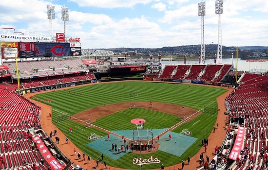 Reds Royalty Storms Cincy For Hall Of Fame Hoopla
