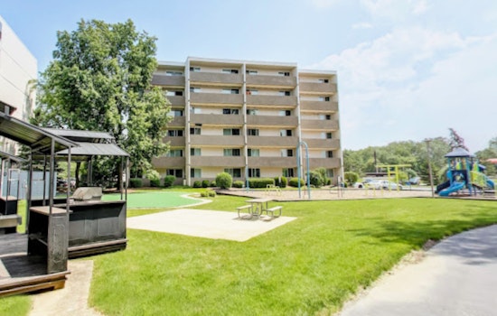 Richton Park Tower Deal: Investors Drop $30 Million On 270 Apartments